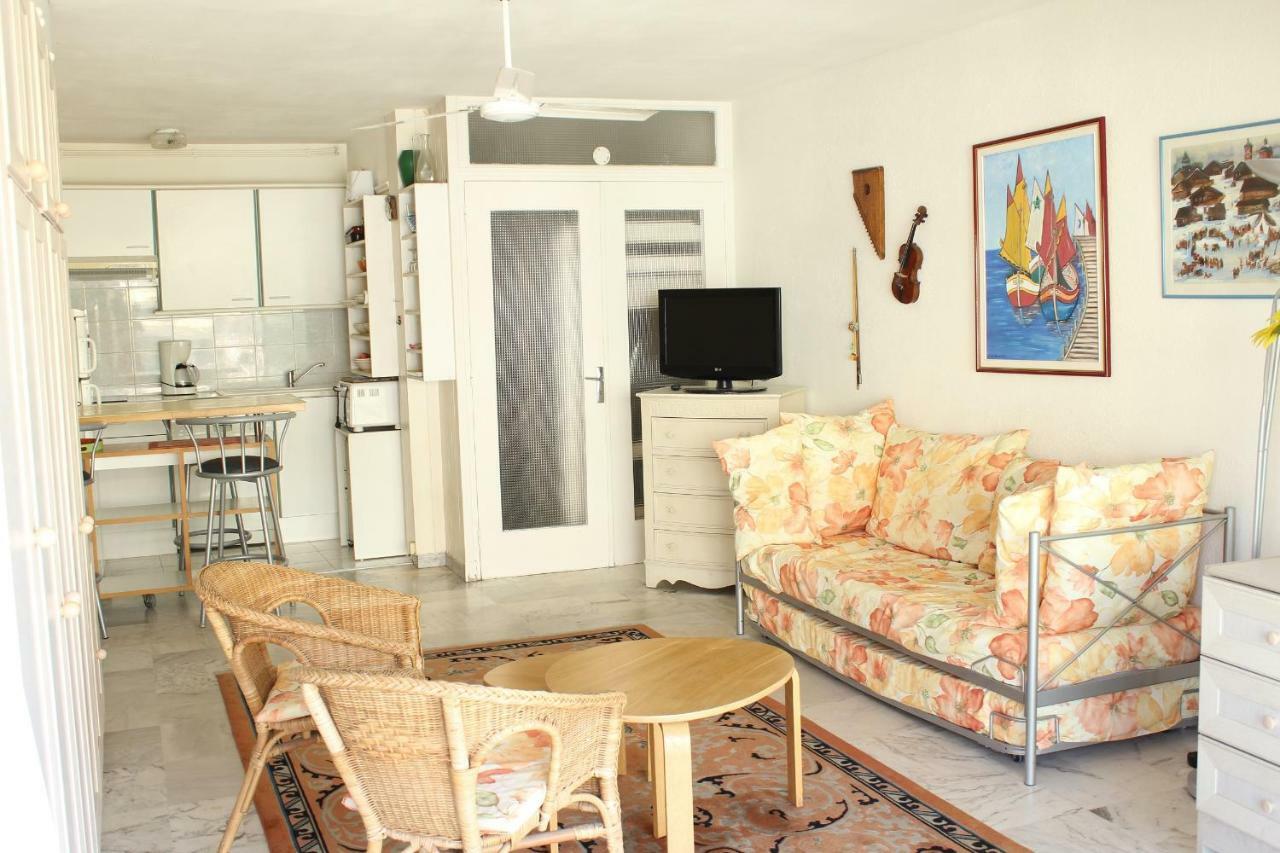 Studio Standing Bord De Mer Et Vue 앙티브 외부 사진